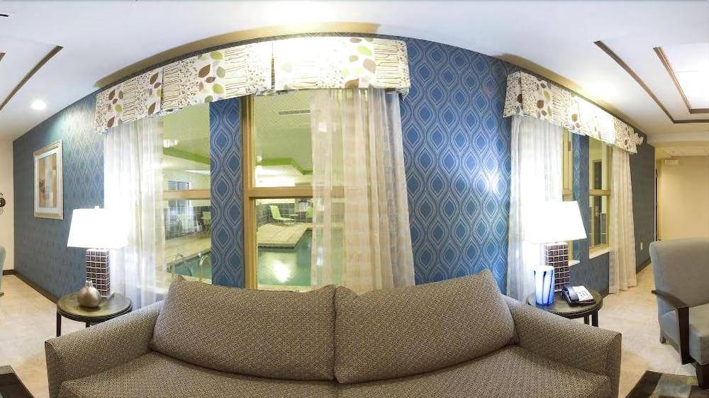 Holiday Inn Express Hotel & Suites Newport South By Ihg Zewnętrze zdjęcie