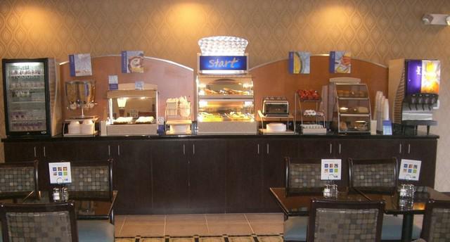 Holiday Inn Express Hotel & Suites Newport South By Ihg Zewnętrze zdjęcie