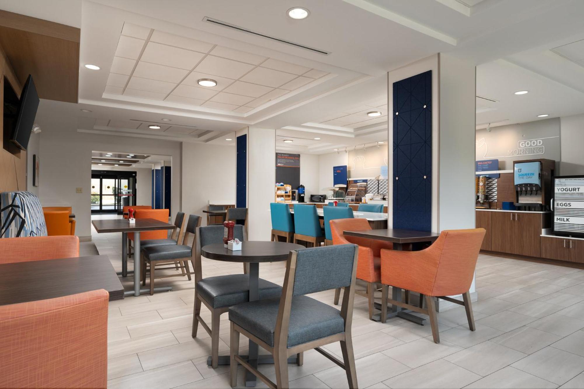 Holiday Inn Express Hotel & Suites Newport South By Ihg Zewnętrze zdjęcie
