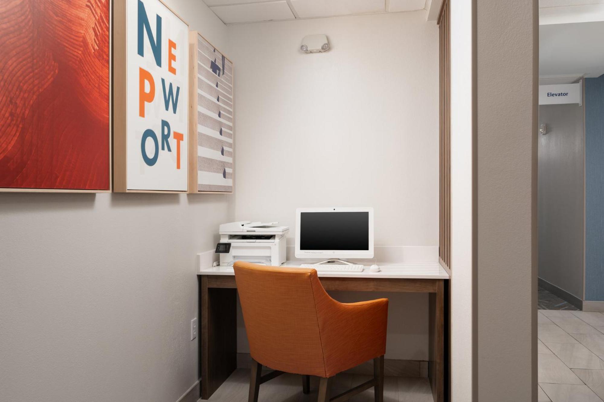 Holiday Inn Express Hotel & Suites Newport South By Ihg Zewnętrze zdjęcie