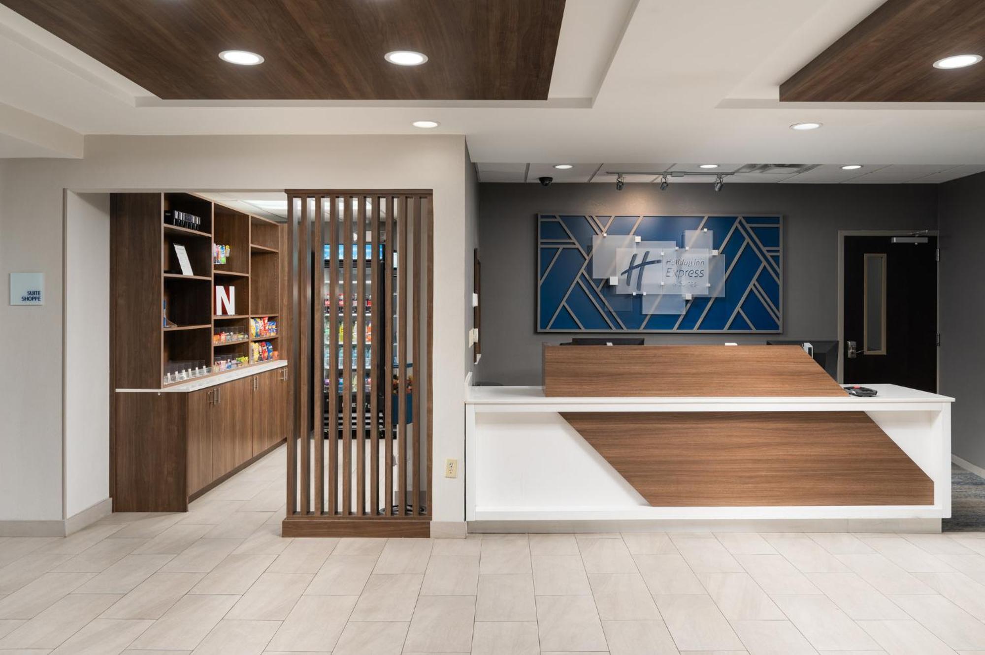 Holiday Inn Express Hotel & Suites Newport South By Ihg Zewnętrze zdjęcie