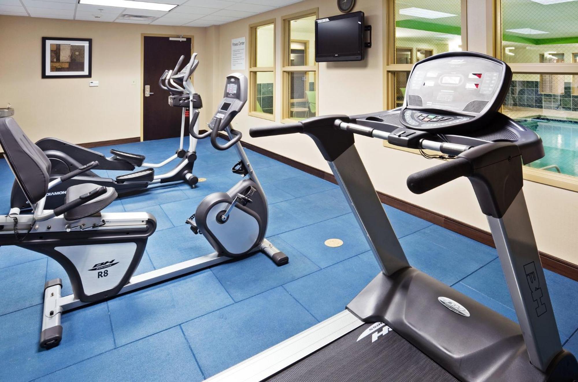 Holiday Inn Express Hotel & Suites Newport South By Ihg Zewnętrze zdjęcie