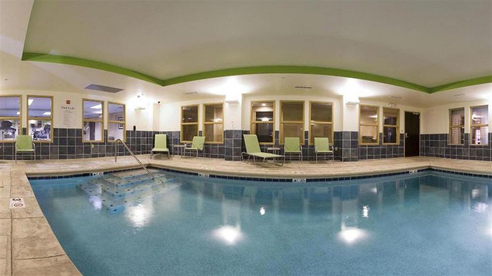 Holiday Inn Express Hotel & Suites Newport South By Ihg Zewnętrze zdjęcie